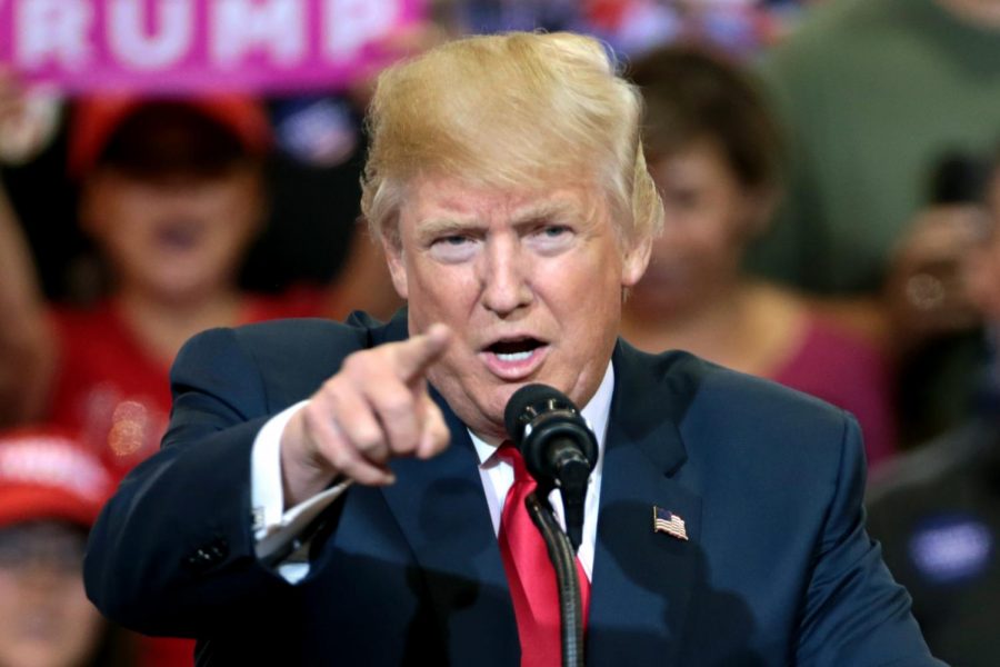 Trump gives speech at a rally in Phoenix, Arizona. Photo via Flickr