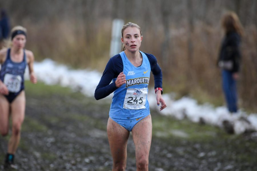 Junior runner Laurel Moneysmith runs in the 2019 BIG EAST Championship Meet. (Photo courtesy of Marquette Athletics.)